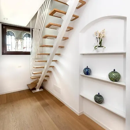 Gallo 1915, Luxurious With Garden And Villa *