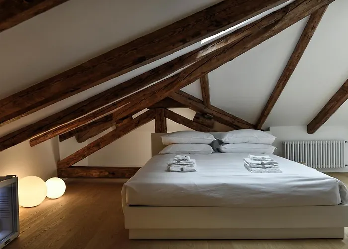 Gallo 1915, Luxurious With Garden And Венеция-Лидо