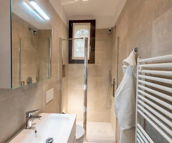 Gallo 1915, Luxurious With Garden And Lido di Venezia