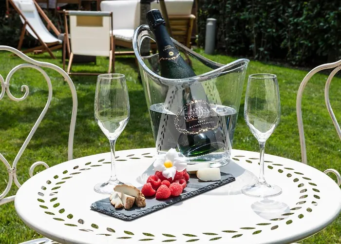 Gallo 1915, Luxurious With Garden And